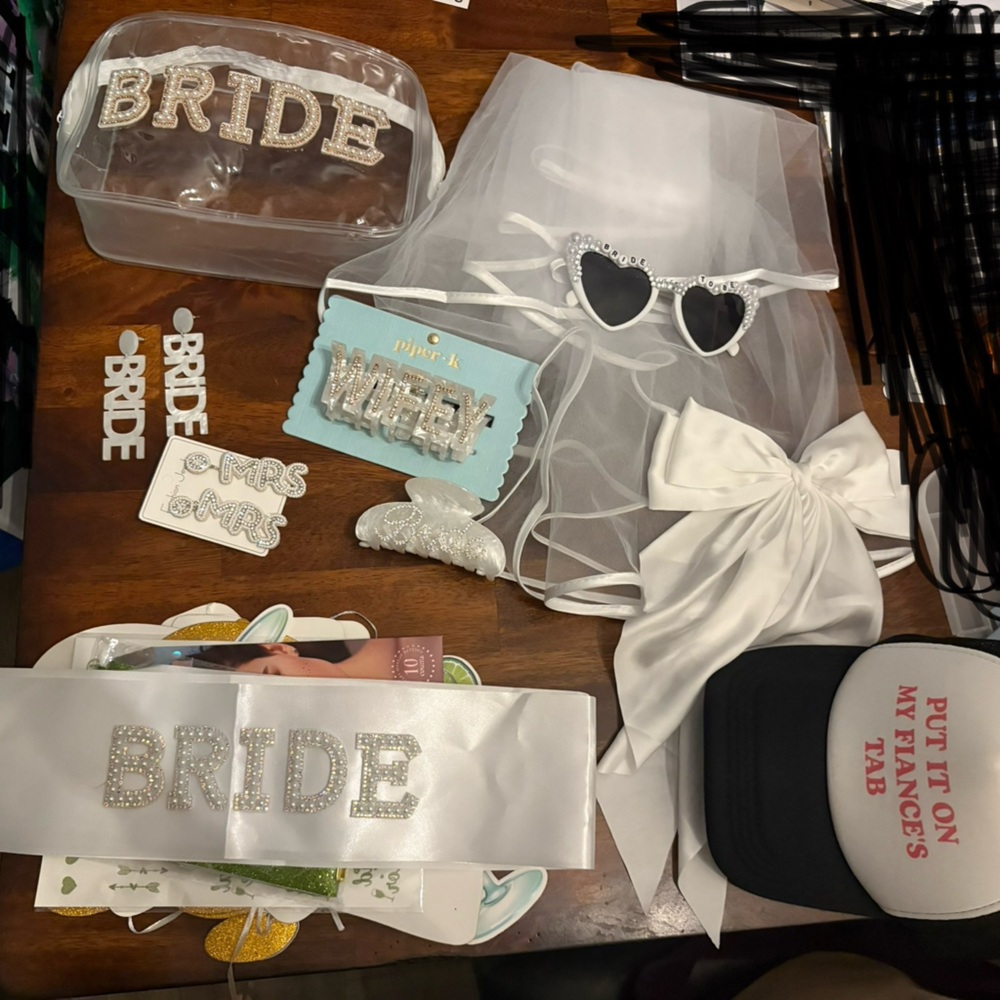 Bridal / bachelorette Accessories